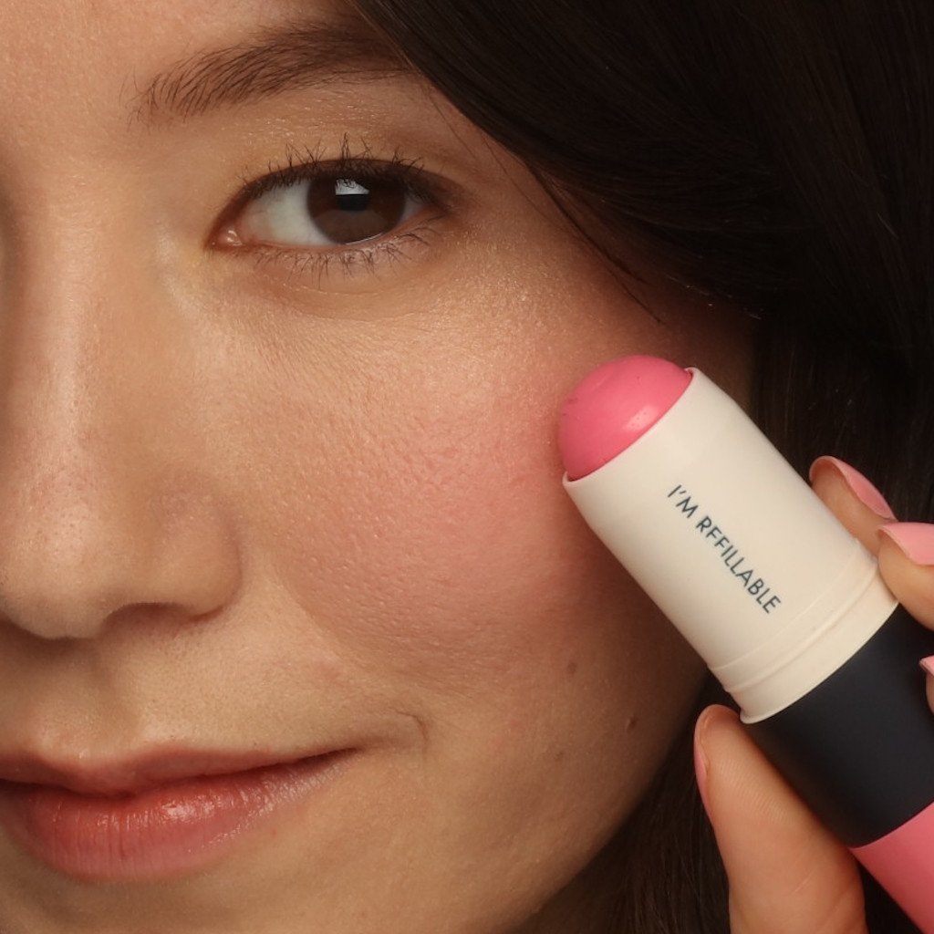 How to get a natural flush using our blush stick